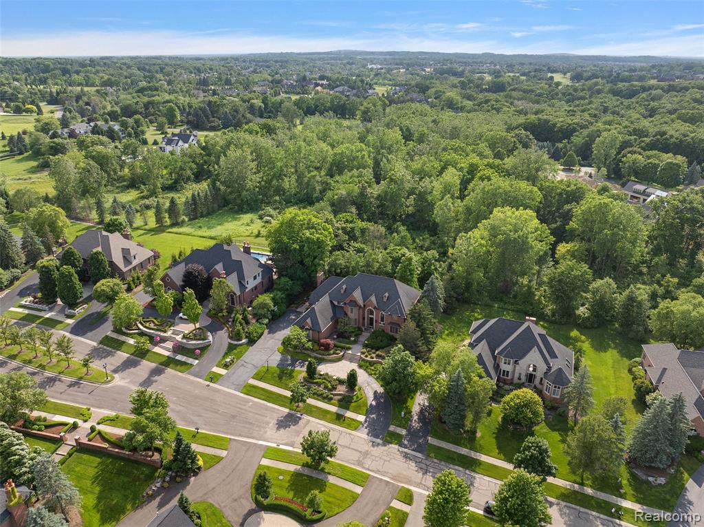 4688 Fawn Hill Court, Rochester, MI 48306 — Photo 60