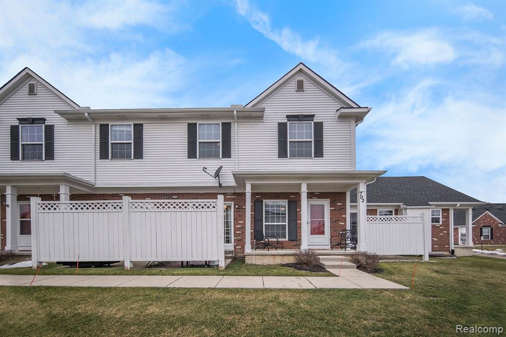 702 RIVERSEDGE Drive, 26, Saline, MI 48176 — Photo 3