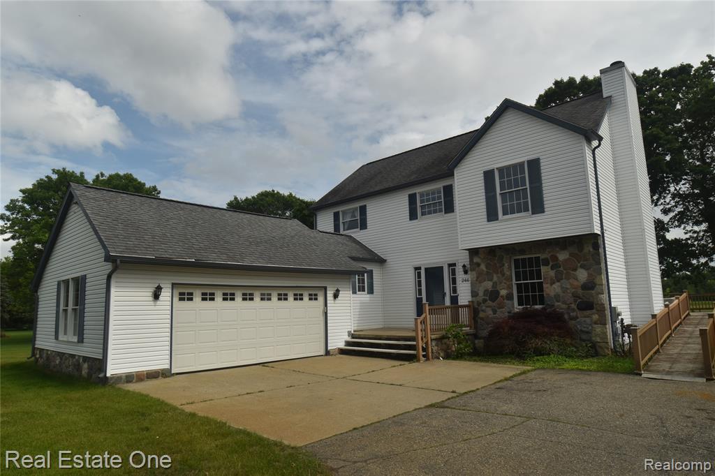 246 Nicklas Court, Oxford, MI 48371 — Photo 3