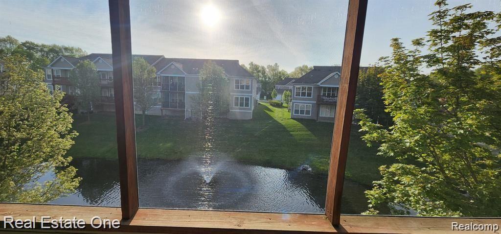 1495 FOX POINTE Circle, Ann Arbor, MI 48108 — Photo 24