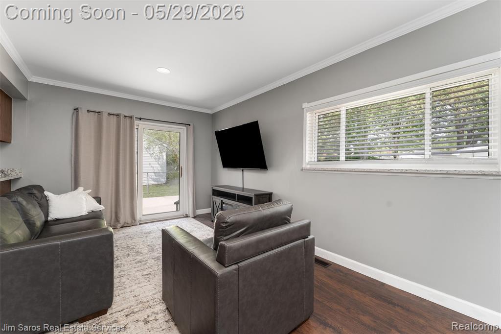 22801 Lake Boulevard, Saint Clair Shores, MI 48082 — Photo 12