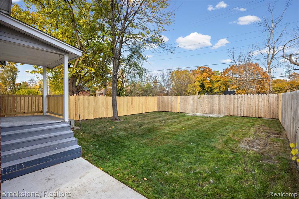 4888 Maxwell Street, Detroit, MI 48214 — Photo 36