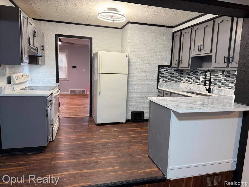 2084 New York Avenue, Lincoln Park, MI 48146 — Photo 19