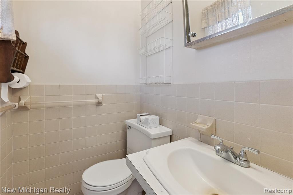 4272 Owen Road, Fenton, MI 48430 — Photo 14