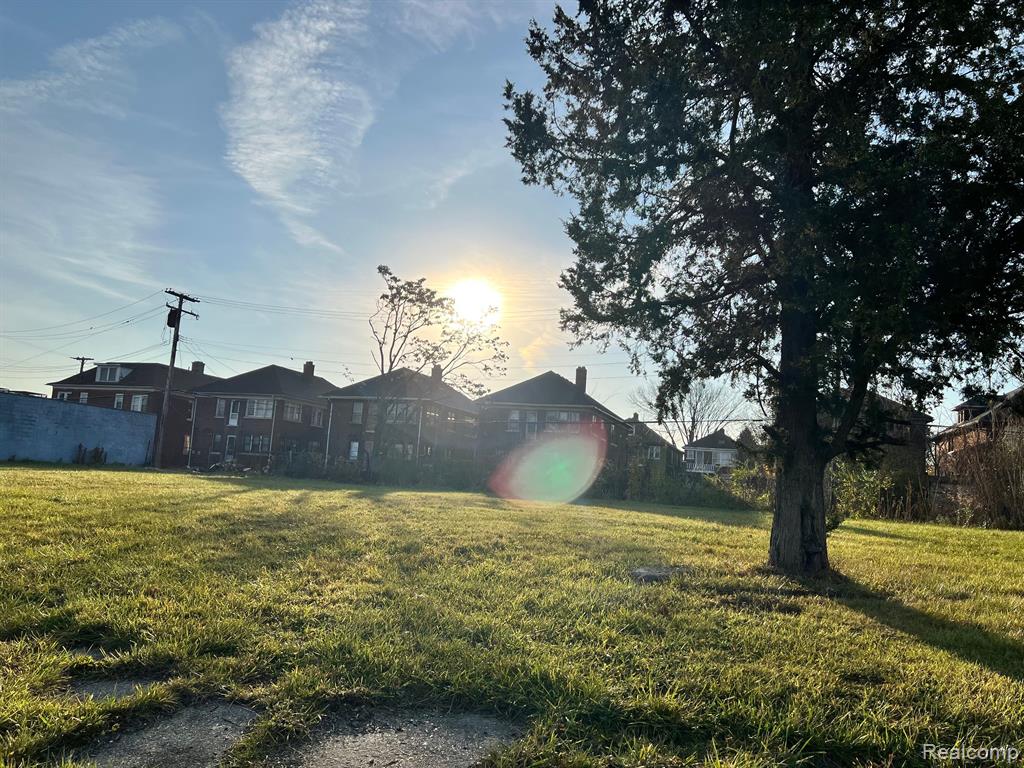 3726 EDISON Street, Detroit, MI 48206 — Photo 2