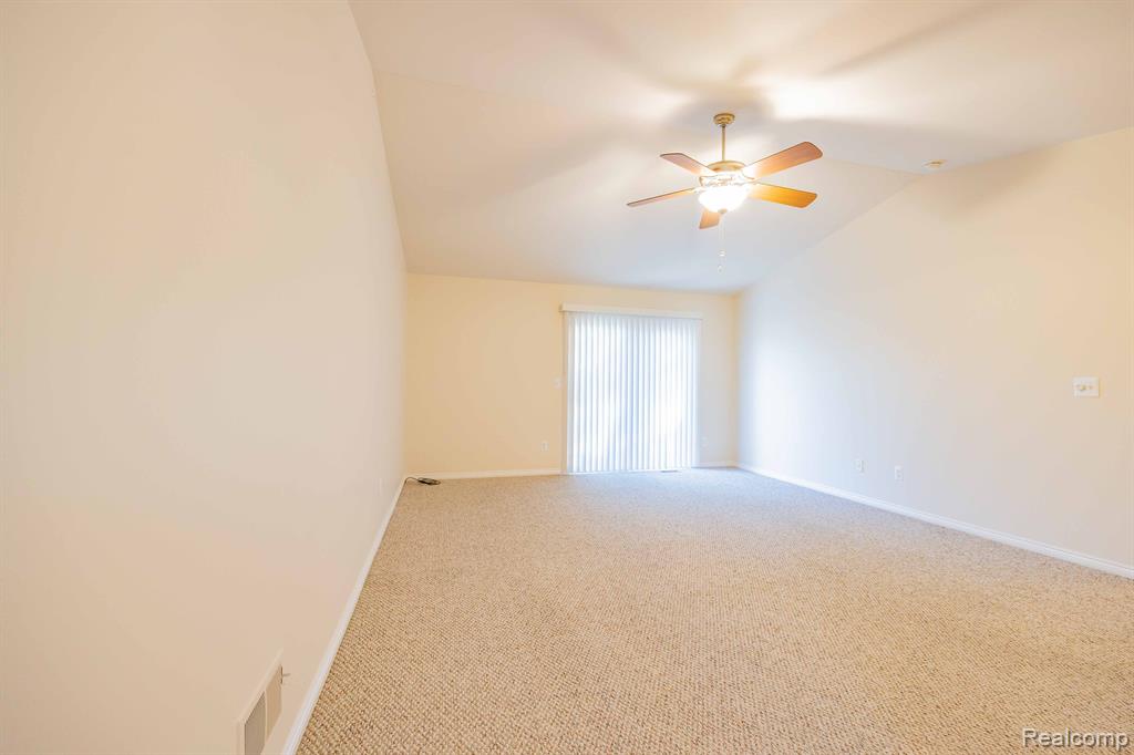 37575 N DIANNE Lane, New Boston, MI 48164 — Photo 4