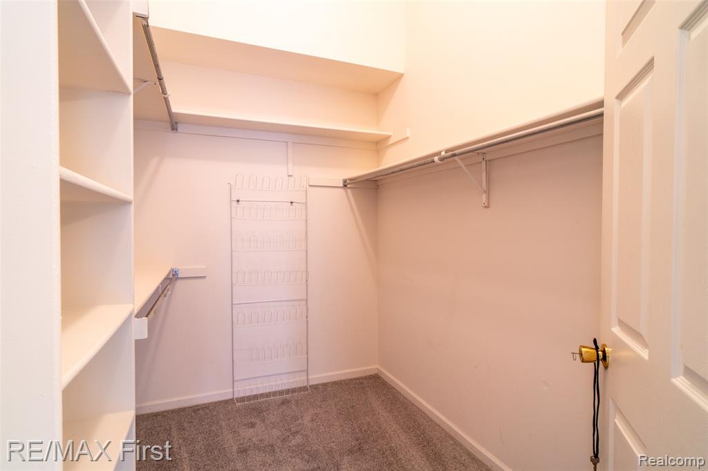4798 WALNUT CREEK Drive, West Bloomfield, MI — Photo 39