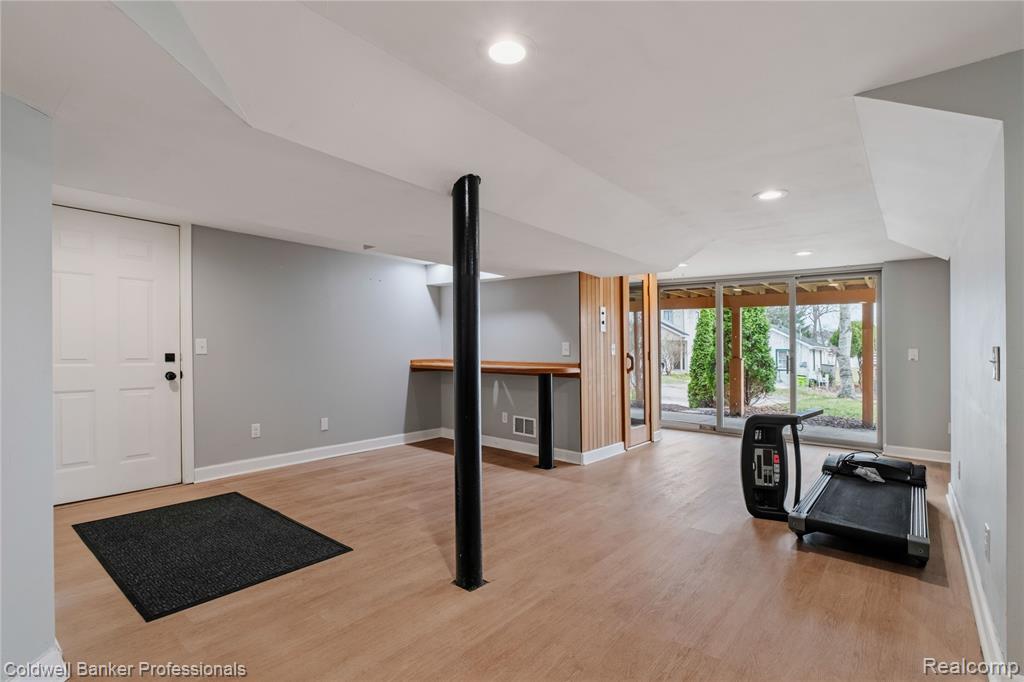 4015 Green Lake Road, West Bloomfield, MI 48324 — Photo 29