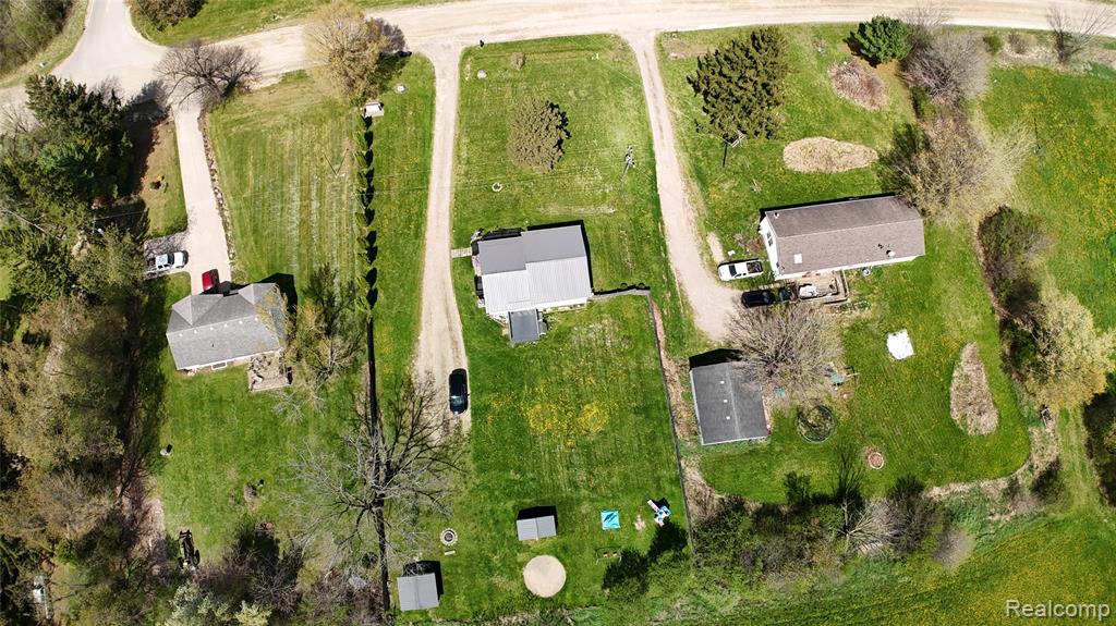2128 Greenwood Road, Lapeer, MI 48446 — Photo 2