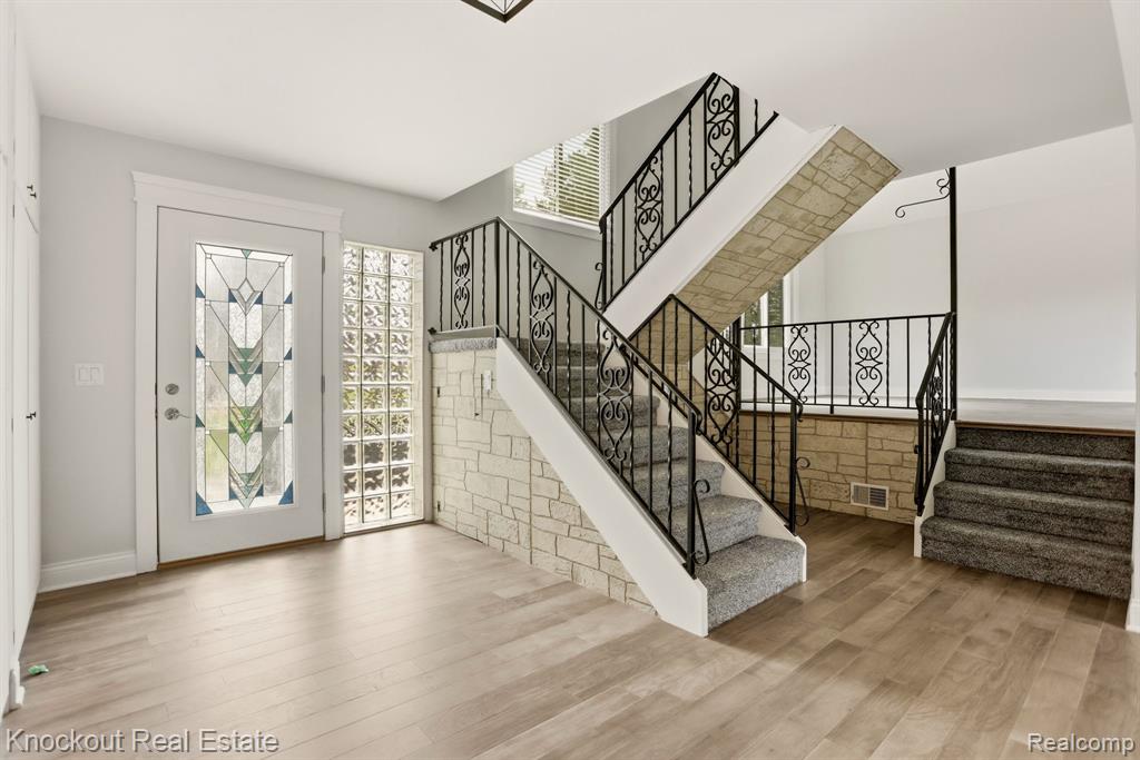 9239 Lange Road, Birch Run, MI 48415 — Photo 10