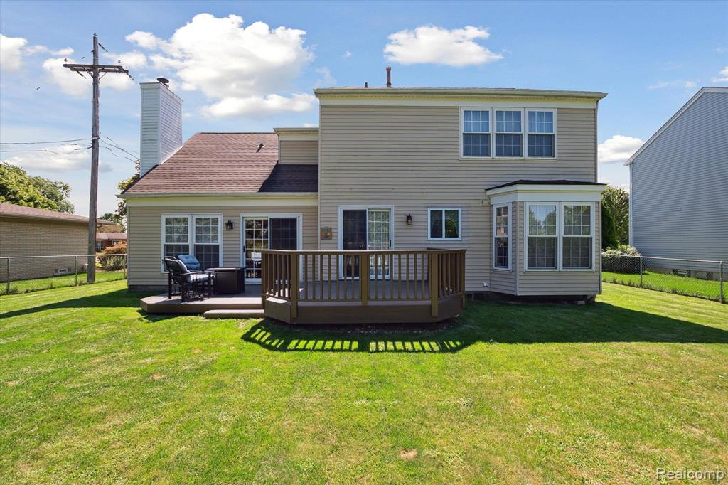 8979 BROUGHAM Drive, Sterling Heights, MI 48312 — Photo 47