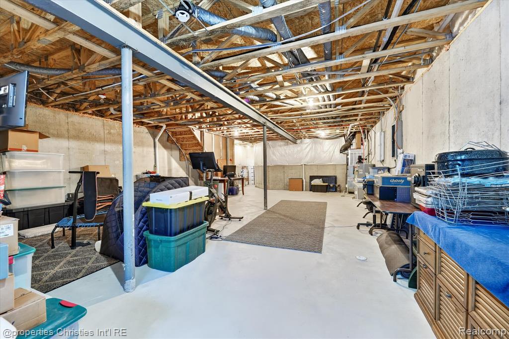 4041 Nottingham Circle, Clarkston, MI, 00000