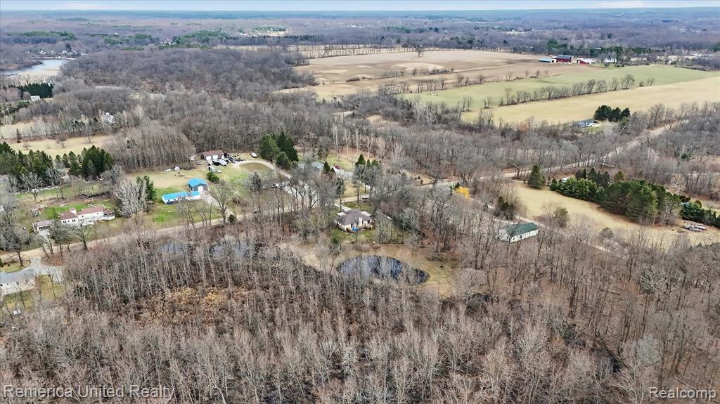 660 E Allen Road, Howell, MI 48855 — Photo 52