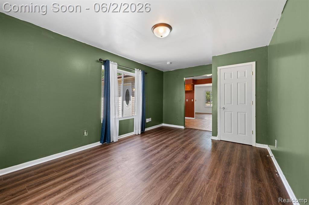315 Airport Drive, Holly, MI 48442 — Photo 8