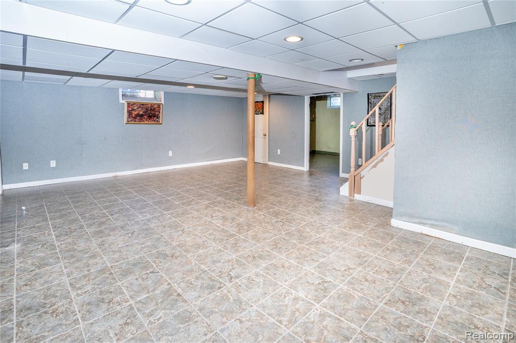 24628 Currier Street, Dearborn Heights, MI 48125 — Photo 25
