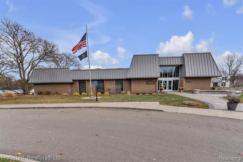 19517 Dartmouth Place, Northville, MI 48167 — Photo 42