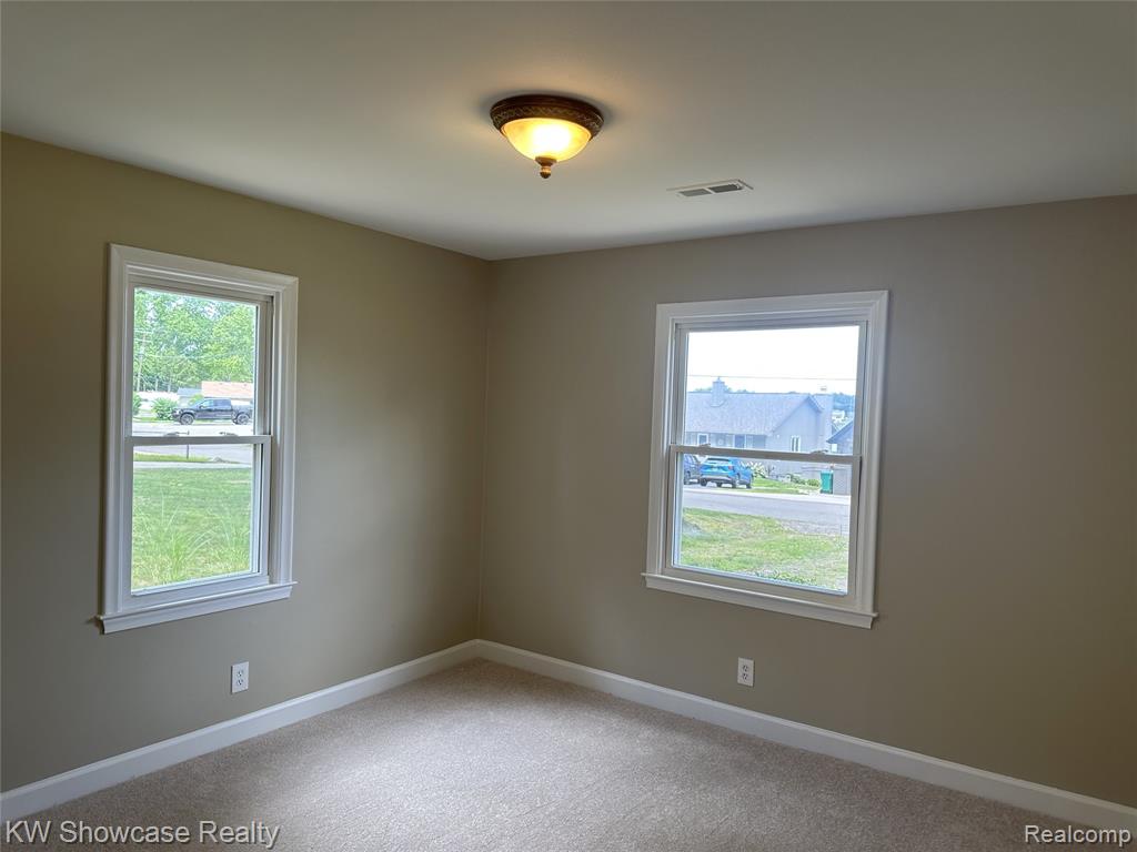 8027 Flagstaff Street, Commerce Twp, MI 48382 — Photo 19