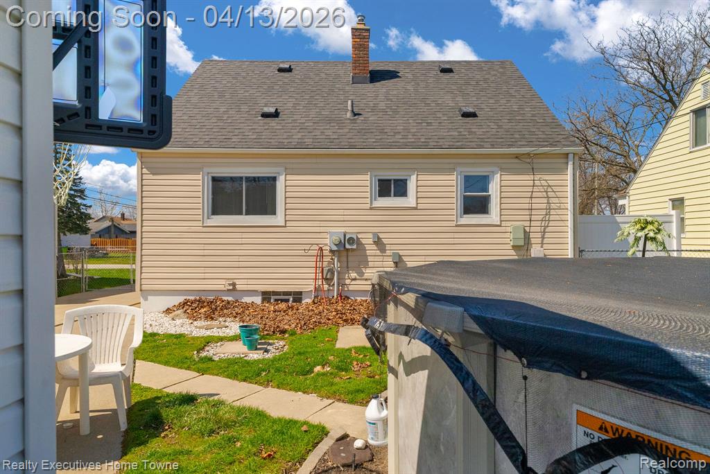 29940 John J Street, Roseville, MI 48066 — Photo 40