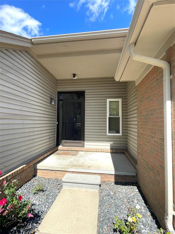 5859 Calgary Court, Sterling Heights, MI 48314 — Photo 17