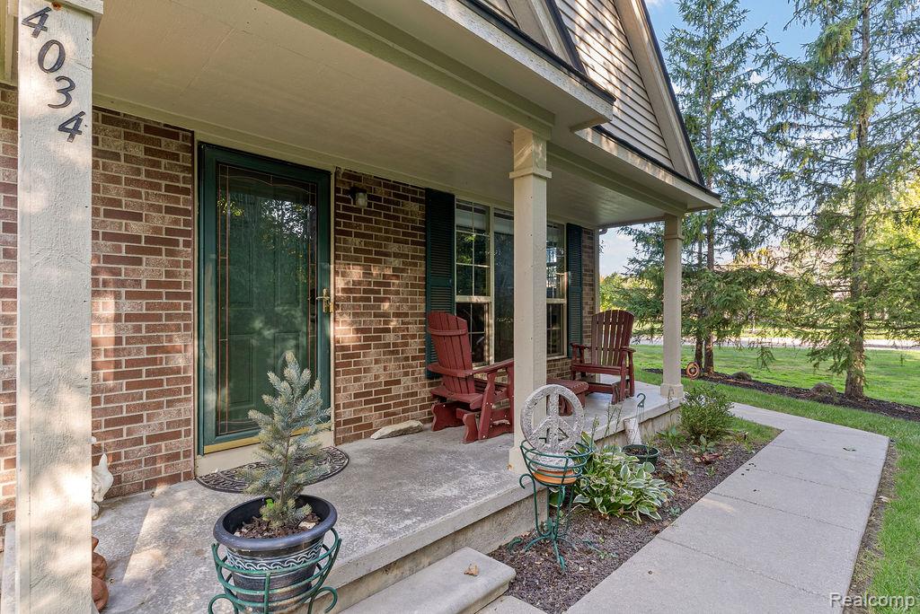 4034 Stonebridge, Holly, MI 48442 — Photo 4