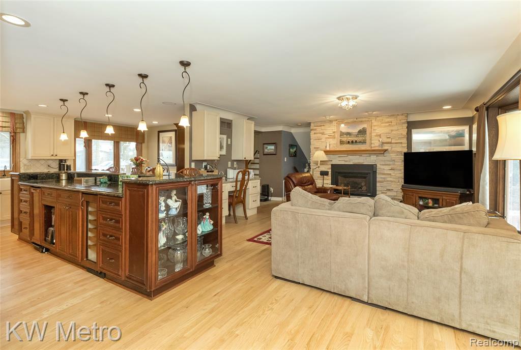 85 Stalwart Drive, Troy, MI 48098 — Photo 13