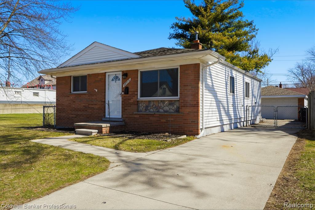 28816 Groveland Street, Madison Heights, MI 48071 — front exterior