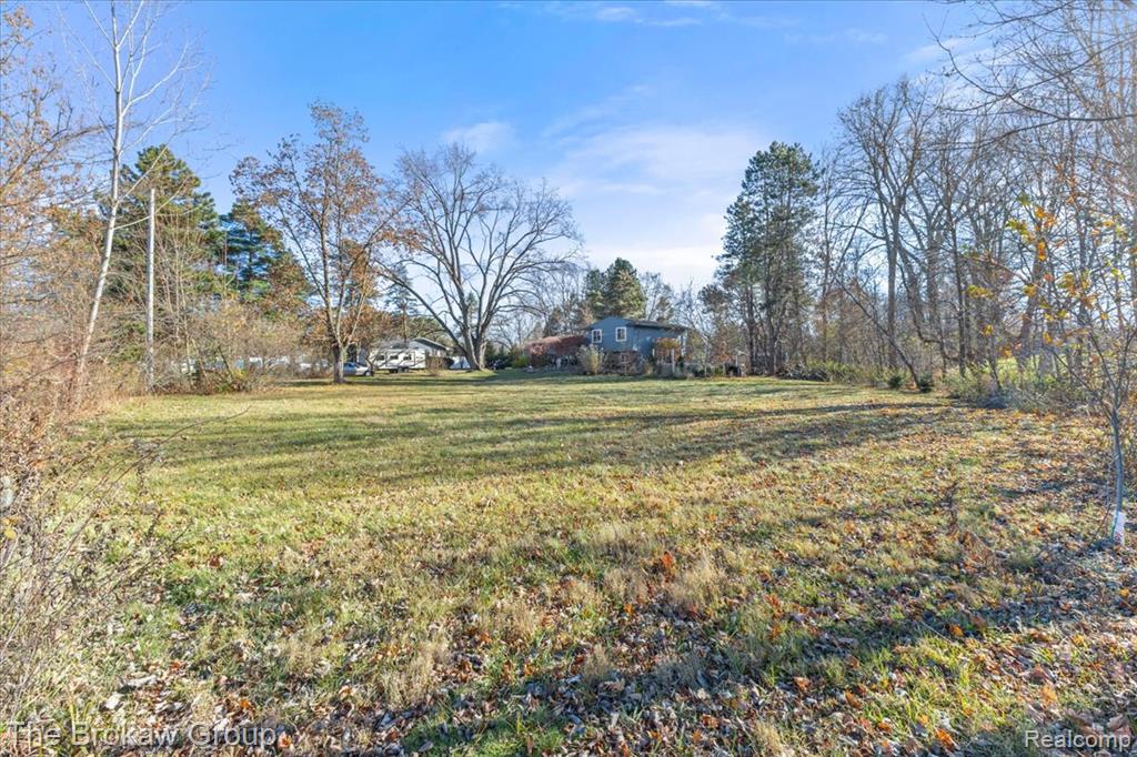 10490 Green Road, Goodrich Vlg, MI — Photo 45