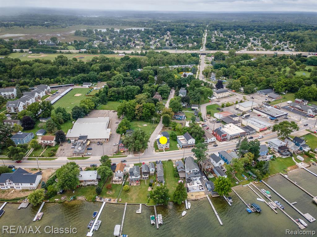 9509 Main Street, Whitmore Lake, MI 48189 — Photo 43