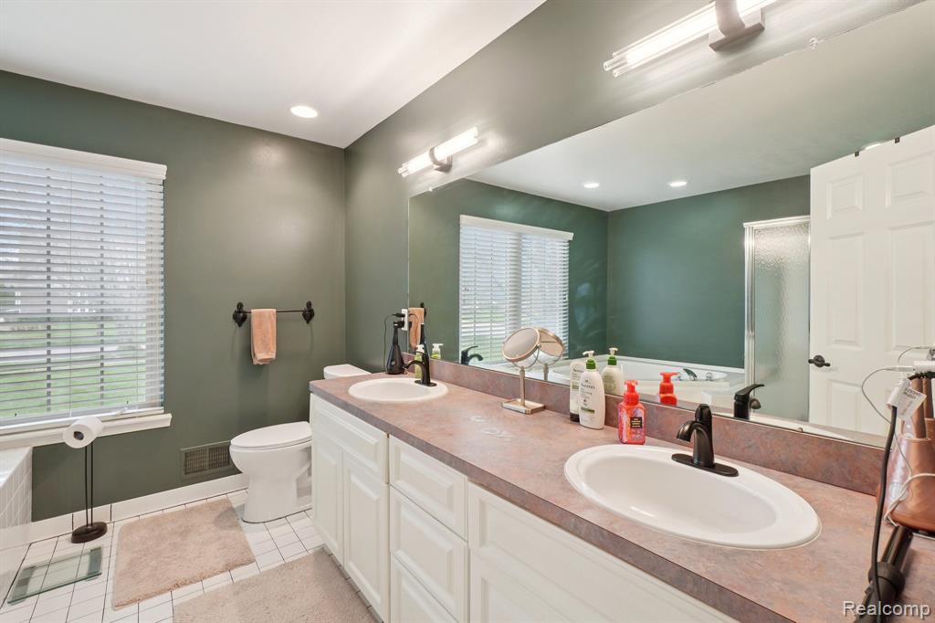 6962 Muirfield Dr. Drive, Shelby Twp, MI 48316 — Photo 32
