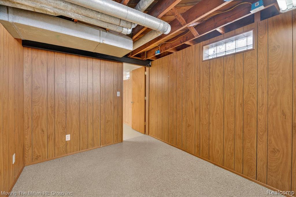 17049 Reno Street, Riverview, MI 48193 — Photo 36
