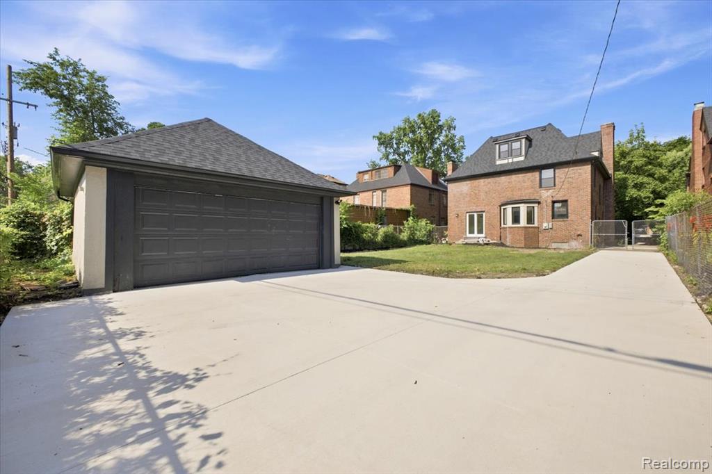 18084 Birchcrest Drive, Detroit, MI 48221 — Photo 14