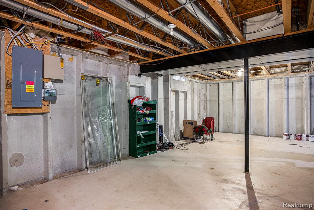 49620 Dunhill Drive, Macomb, MI 48044 — Photo 35