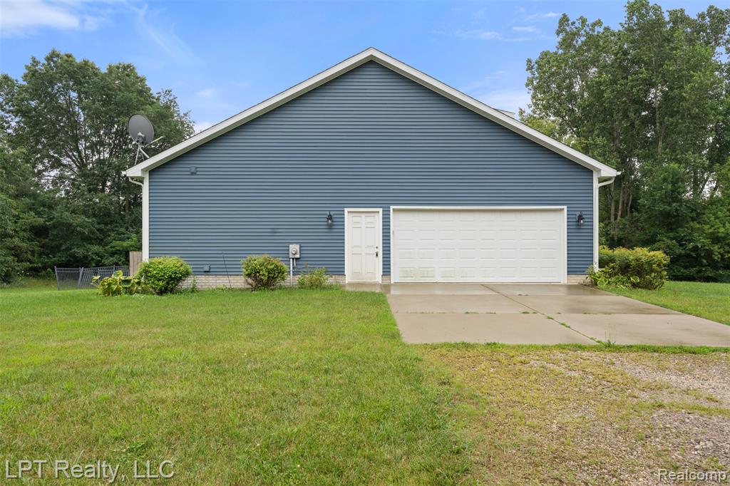 4177 Julie Kim Lane, Goodrich Vlg, MI — Photo 30