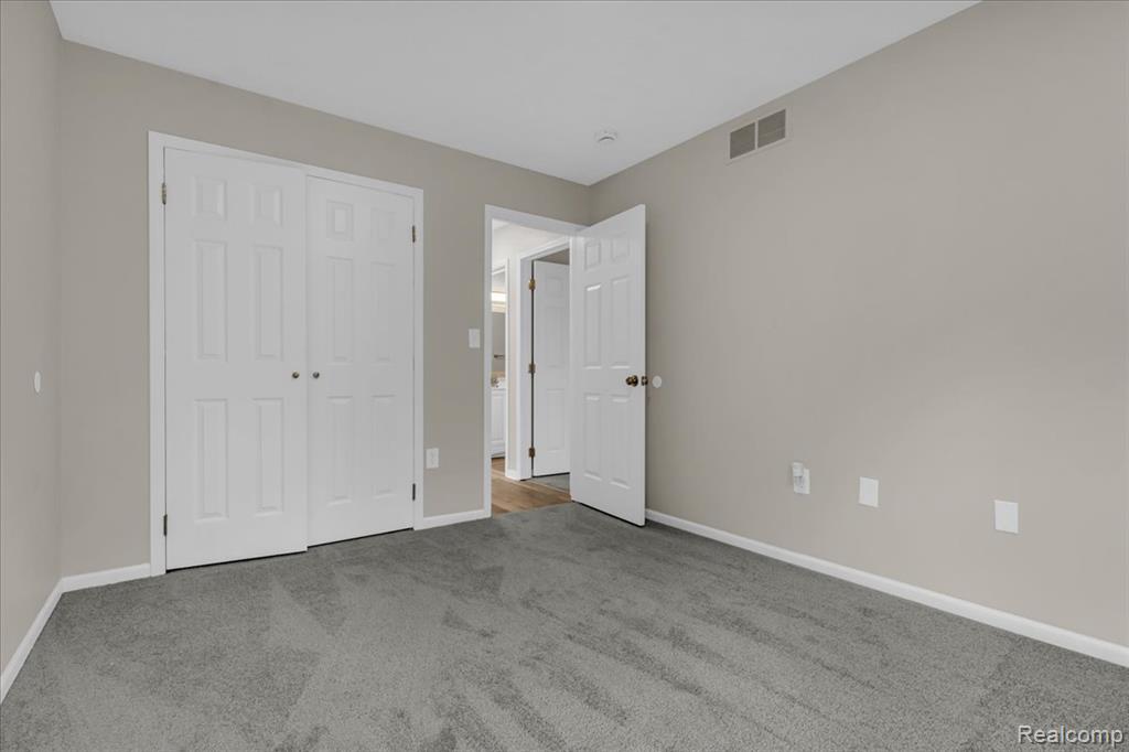 8282 Desoto Street, Detroit, MI 48238 — Photo 17