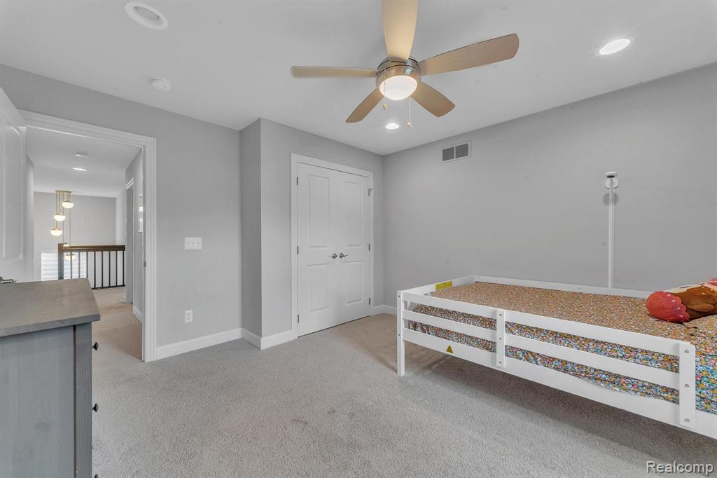 9857 Dartmouth Road, Clarkston, MI 48348 — Photo 36