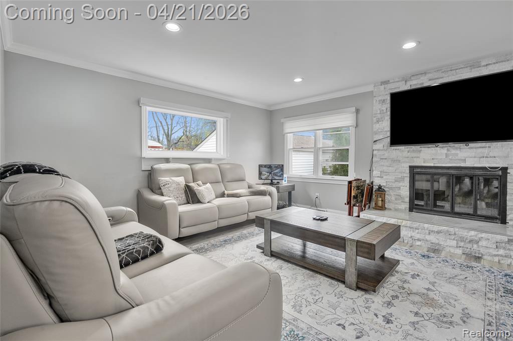 611 Highview Street, Dearborn, MI 48128 — Photo 19