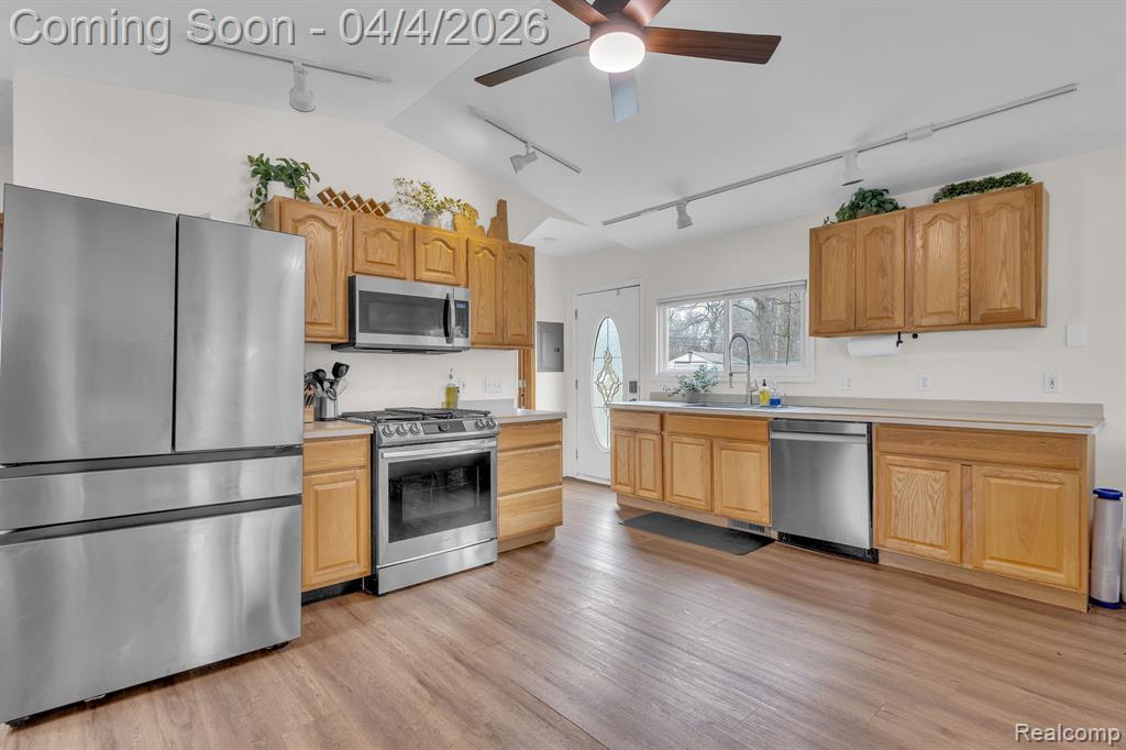 9473 Huron, Pinckney, MI 48169 — Photo 9
