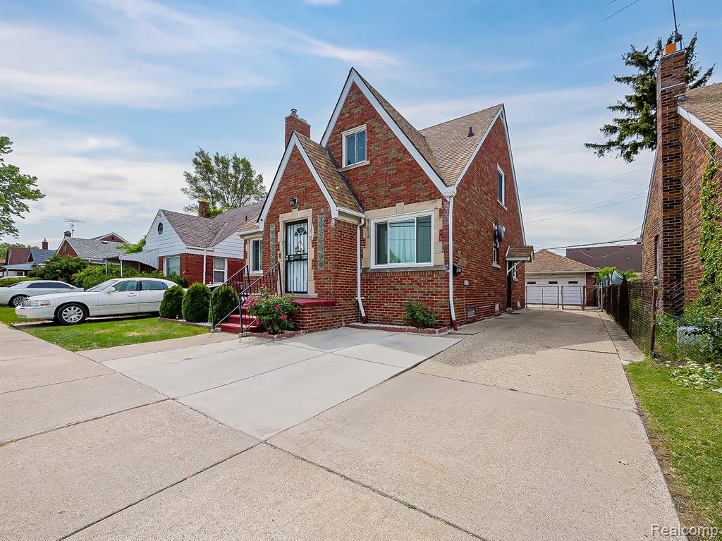 3878 Charles Street, Hamtramck, MI 48212 — Photo 3