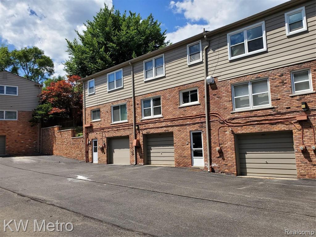 553 N OLD WOODWARD Avenue, Birmingham, MI 48009 — Photo 34