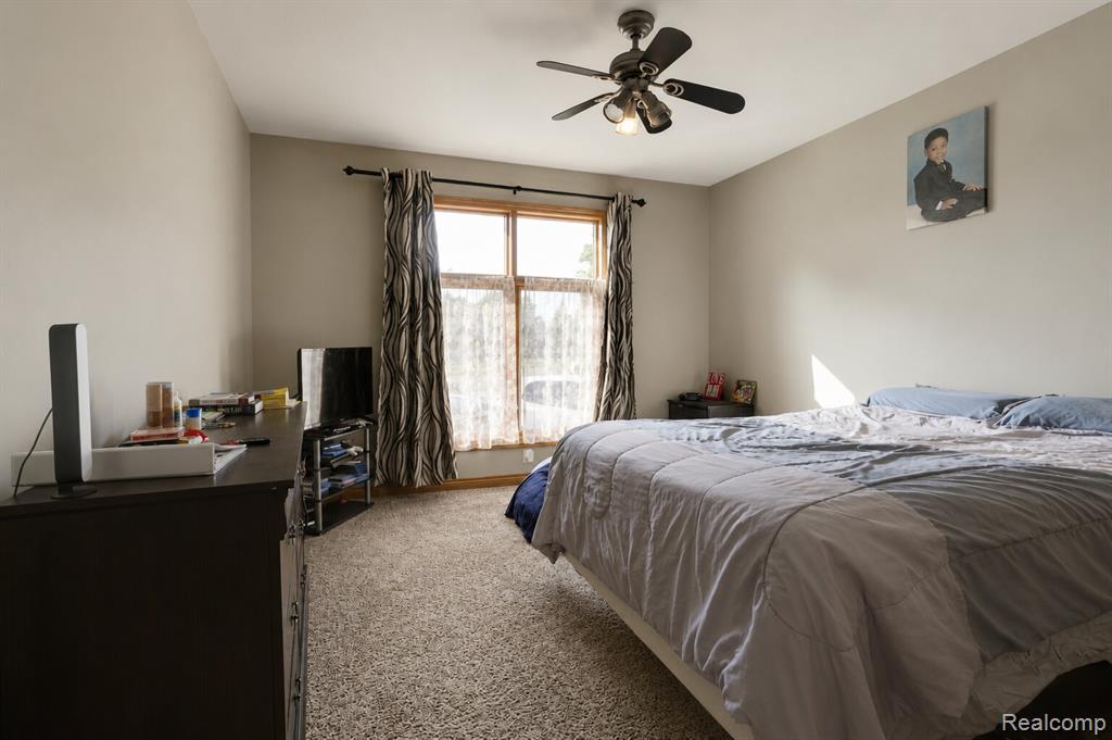 545 Karla Lane, Marysville, MI 48040 — Photo 12