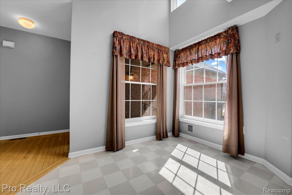 43880 Cherry Grove Court W, Canton, MI 48188 — Photo 6