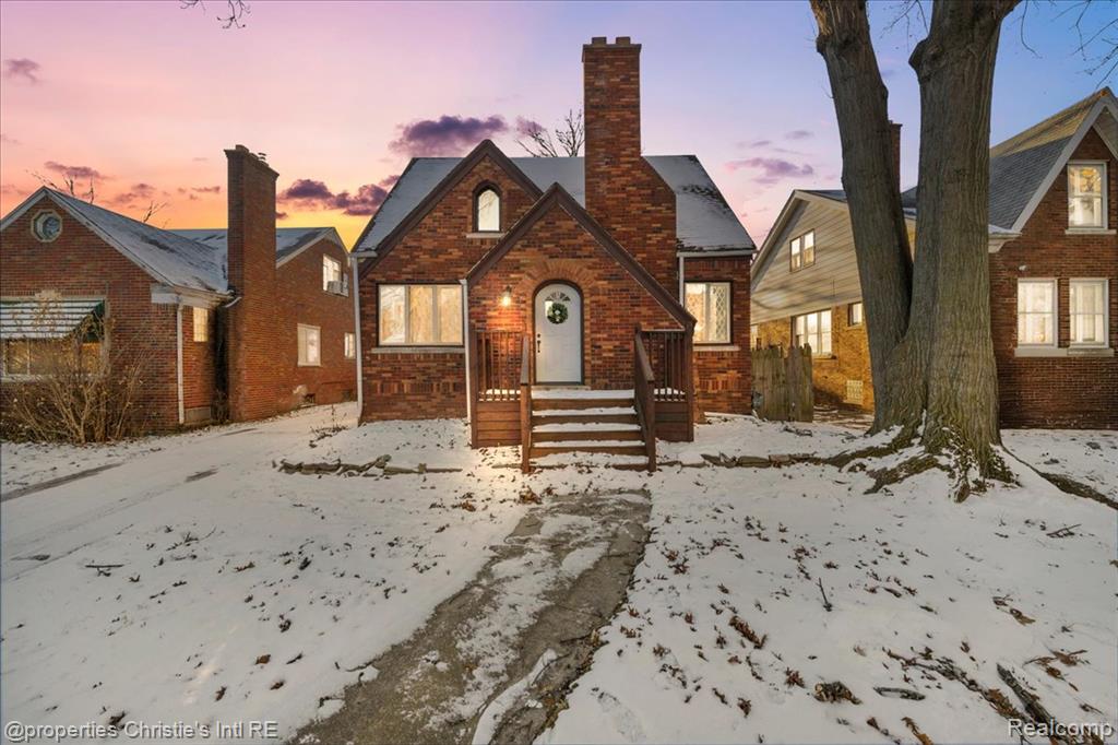 5215 Buckingham Avenue, Detroit, MI 48224 — front exterior