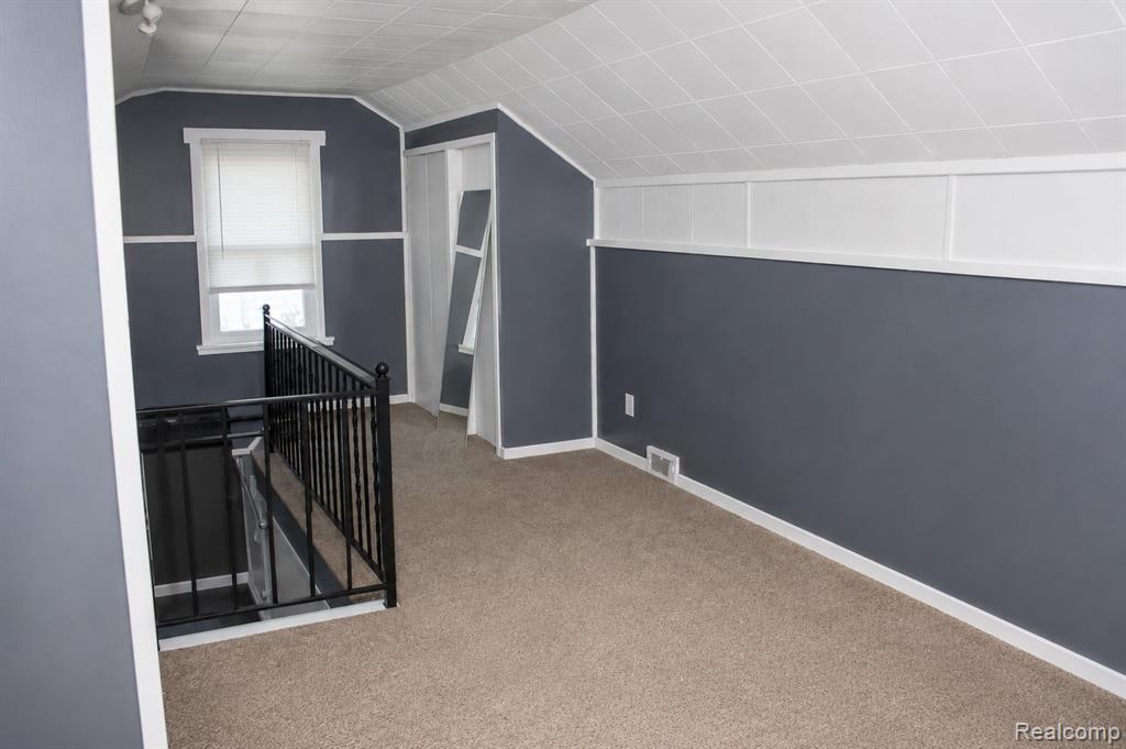 9337 Rutland Street, Detroit, MI 48228 — Photo 28