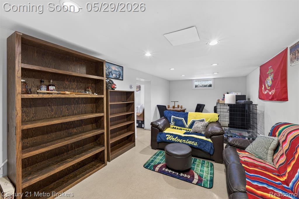 985 S Park Street, Highland, MI 48356 — Photo 39