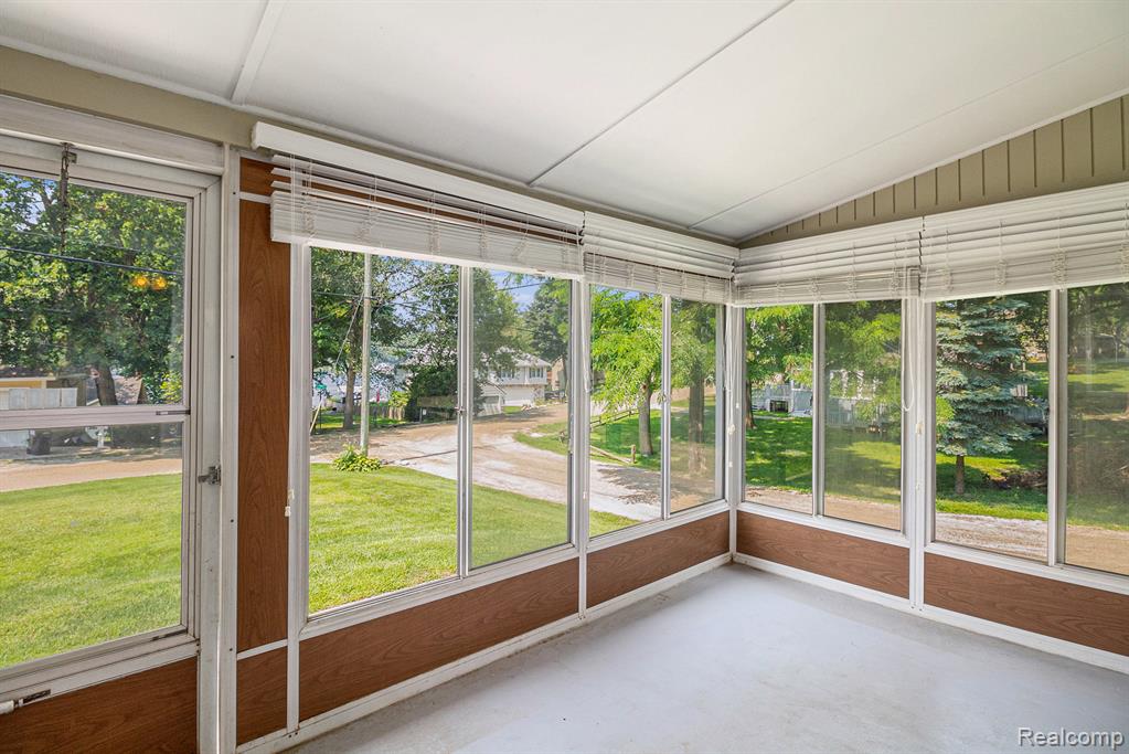 5905 Fonda Lake Drive, Brighton, MI 48116 — Photo 10