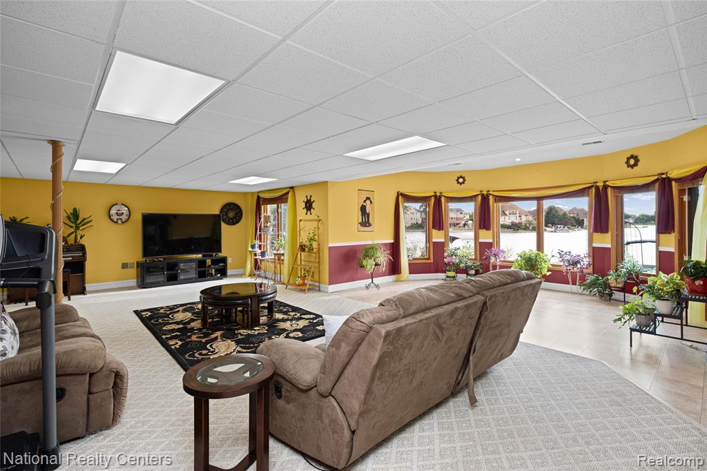 51577 Merry Lane, Utica, MI 48316 — Photo 67