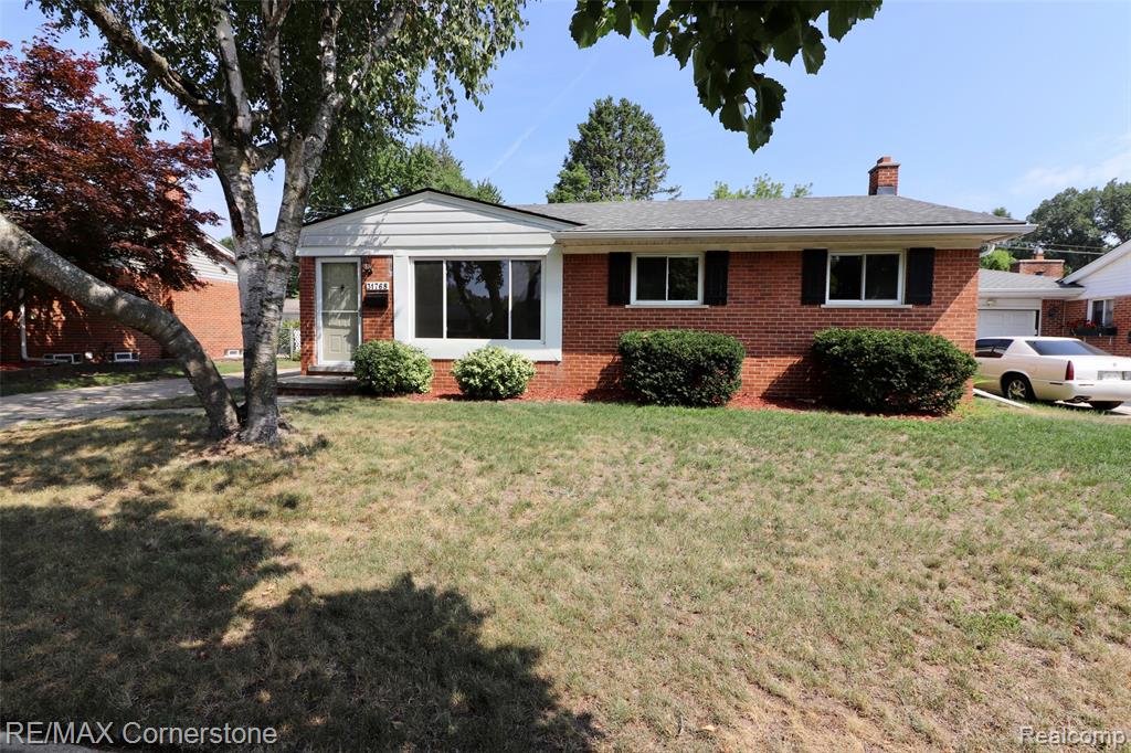31768 Bretton Street, Livonia, MI 48152