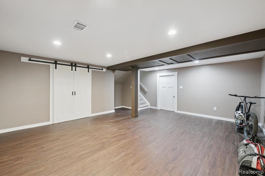 566 Foxboro Square, Brighton, MI 48116 — Photo 21
