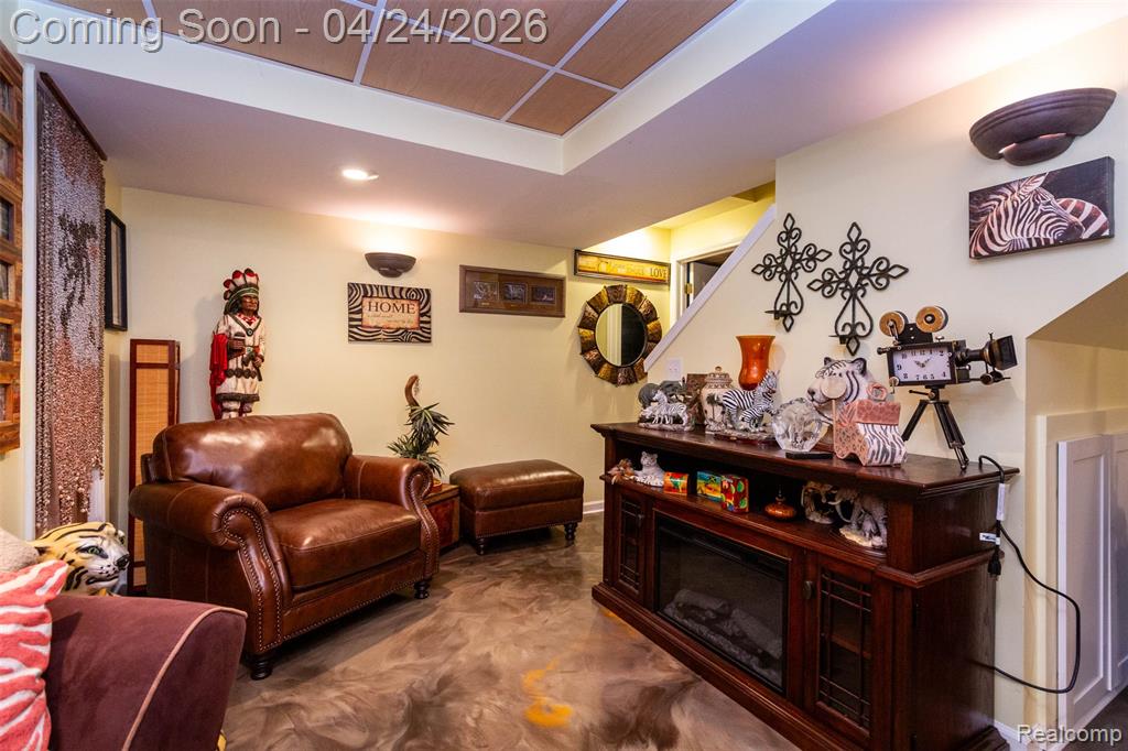653 Chestnut Street, Wyandotte, MI 48192 — Photo 44
