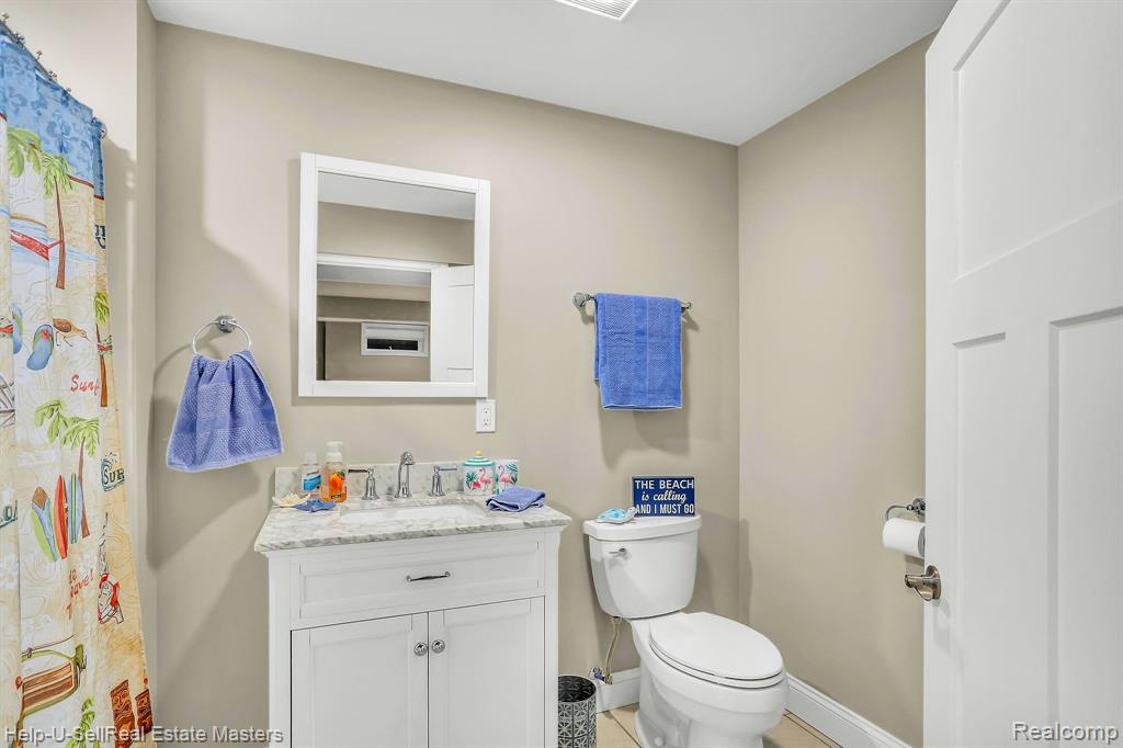 3152 Spruce Drive, Port Huron, MI 48060 — Photo 41